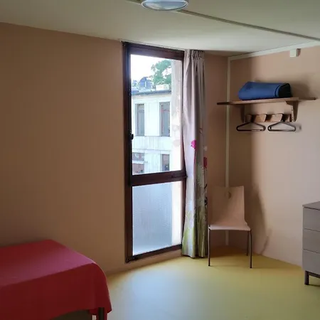 Maison D'accueil Franciscaine Hotel *